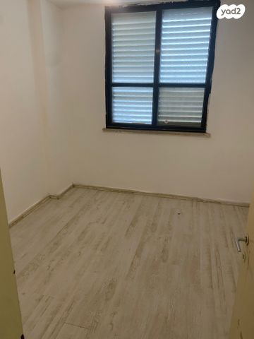 דירה, נחמיה עמינוח 3, קרית הרב סלומון, פתח תקווה