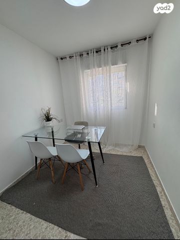 דירה, אהרון בוגנים 8, נאות שמיר, רמלה