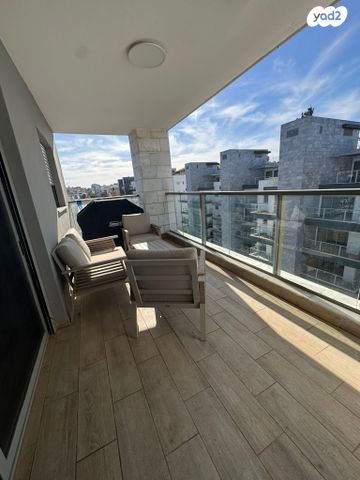 דירה, יהודה לייב פינסקר 50, רמב"ם, ראשון לציון