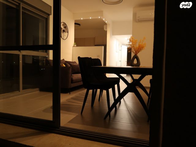 דירה, נצרים 28, נתיבות מערב, נתיבות