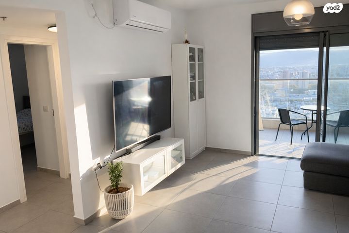 דירה, עפרה חזה 14, משכנות האומנים, קרית מוצקין