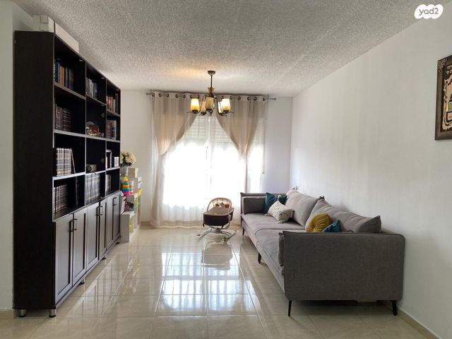 דירה, יאיר שטרן 4, קרית מנחם בגין, רמלה