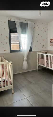 דירת גן, איבי נחל 1, אבני חפץ, אבני חפץ