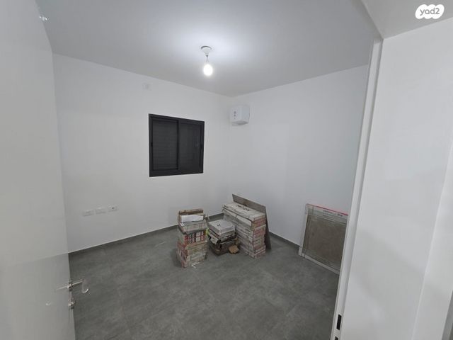 דירה, הרב הרצוג 6, צפון מערב מרכז העיר, נתניה