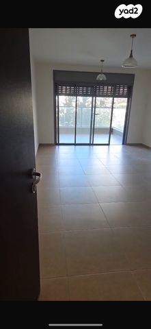 דירה, נחל ירקון 42, כרמי גת, קרית גת