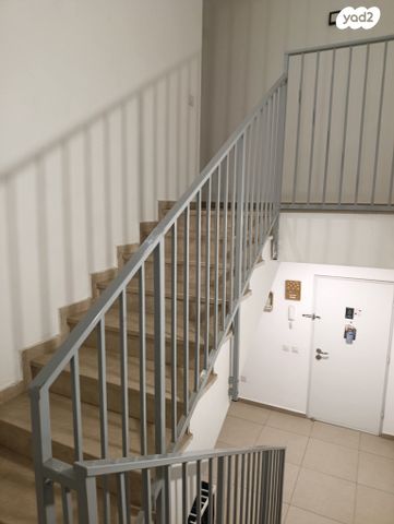 דופלקס, אליהו הנביא 50, פסגות אפק, ראש העין