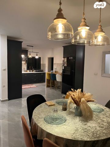 גג/ פנטהאוז, יובל 1, קרית מנחם בגין, נתיבות