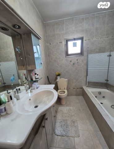 בית פרטי/ קוטג', נתן אלתרמן 7, גן יבנה מערב, גן יבנה