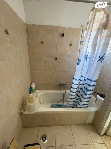 דירה, אמוראים 8, שעריים, רחובות