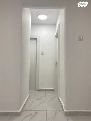 דירה, יהודה בורלא 8, נווה אלון, עכו