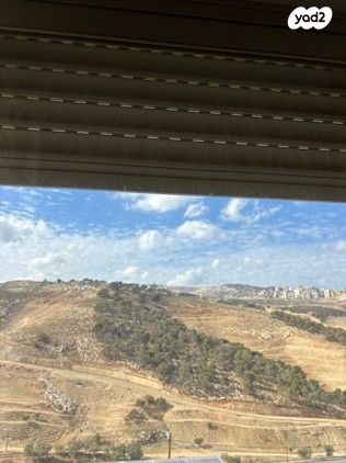 דירת גן, עת הזמיר 15, מגדים, מעלה אדומים