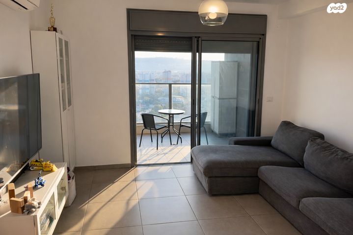 דירה, עפרה חזה 14, משכנות האומנים, קרית מוצקין