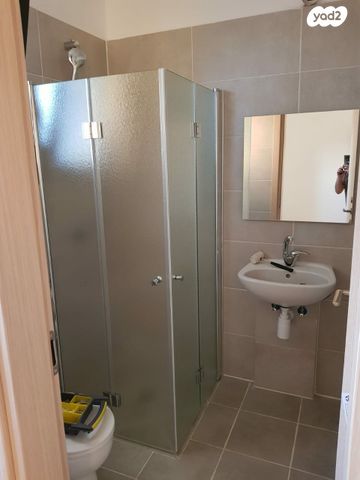 דירה, הרב אבא אבוחצירה 17, שדרות בפארק, שדרות