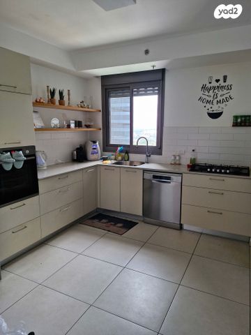 דירה, דרך התקווה 9, גני תקווה צפון, גני תקווה