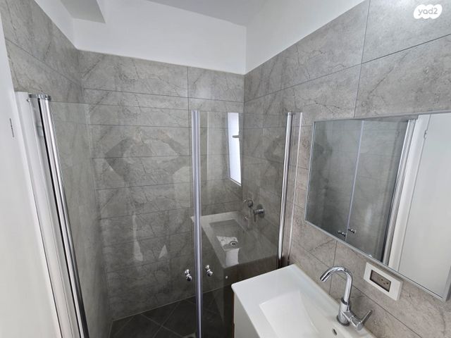 דירה, הרב הרצוג 6, צפון מערב מרכז העיר, נתניה