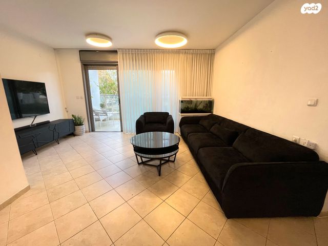 מסילת העולים 11