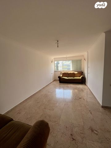 דירה, גדליהו 33, נווה שאנן, חיפה