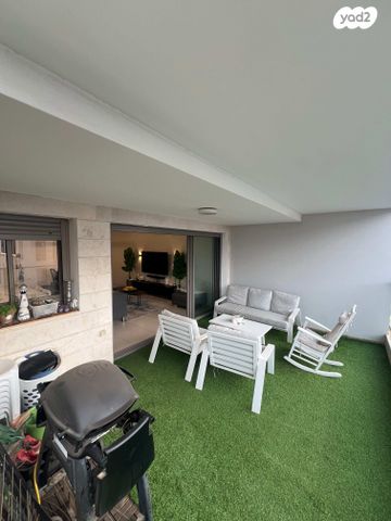 דירה, שושנה דמארי 11, יפה נוף, כפר יונה