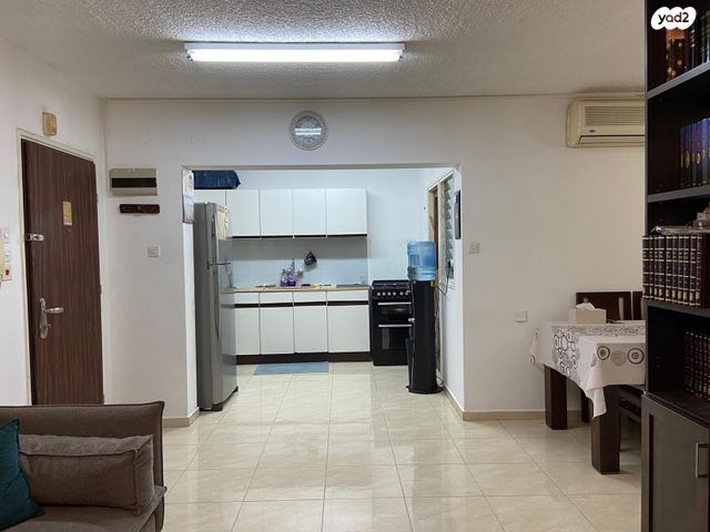 דירה, יאיר שטרן 4, קרית מנחם בגין, רמלה