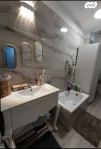 בנימין אברהם 13