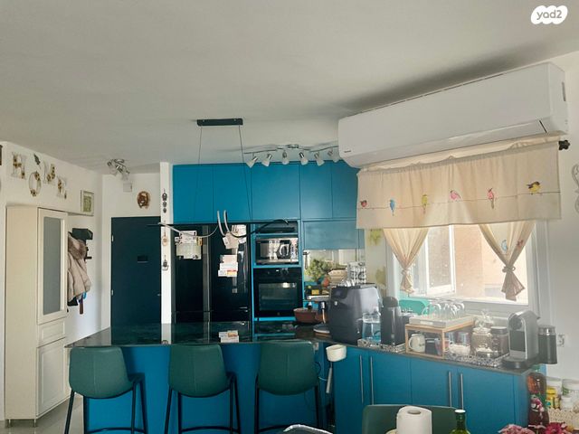 דירה, שדרות חיים וייצמן 98, צפון מזרח מרכז העיר, נתניה