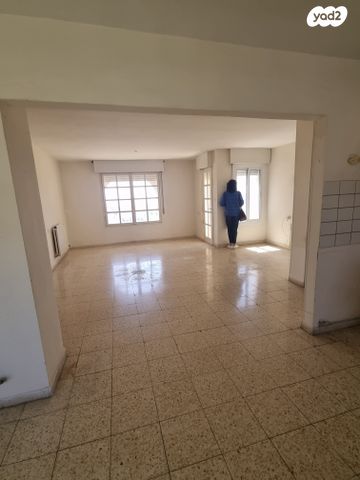 מרדכי אלקחי 37