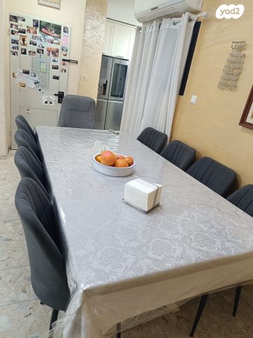 דירה, דוד צדוק 12, בן גוריון, חולון