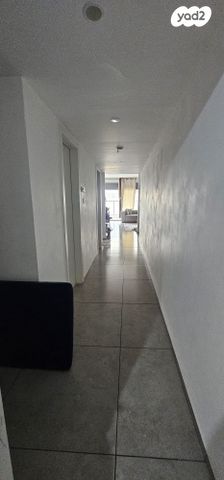 דירה, דבורה הנביאה 16, רובע יזרעאל סביוני העמק, עפולה