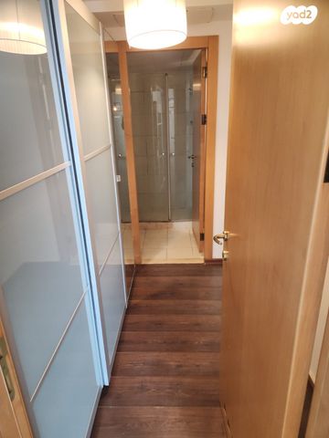 דירה, יפה נוף 111, כרמל מרכזי - שד' קיש, חיפה