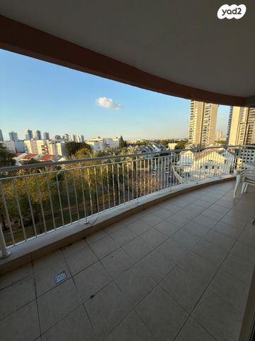 דירה, שדרות הבנים 2, הפרפר, קרית ביאליק