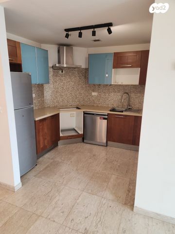 דירה, יפה נוף 111, כרמל מרכזי - שד' קיש, חיפה