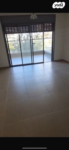 דירה, נחל ירקון 42, כרמי גת, קרית גת