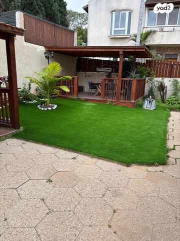 אהרונוביץ' 11