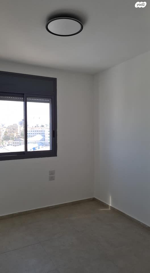 דירה, האחים טרבס 27, ד' / מערב מרכז העיר, רחובות