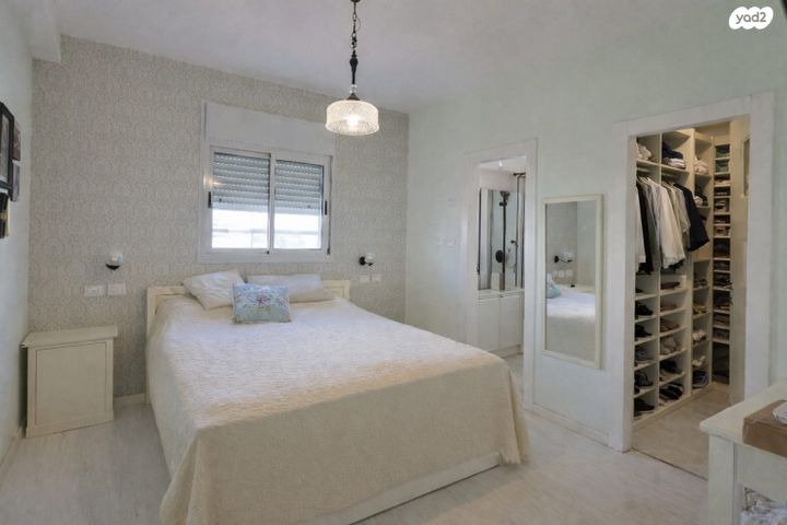 הרב ישעיהו משורר 12