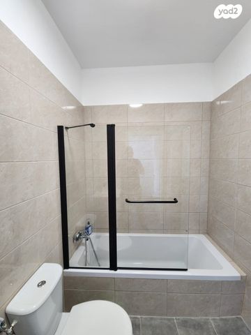 דירה, דרך השלום 6, שמעון פרס/ האצטדיון, נהריה