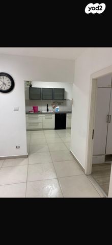 גג/ פנטהאוז, תרצ"ו 27, נאות רחל, חולון