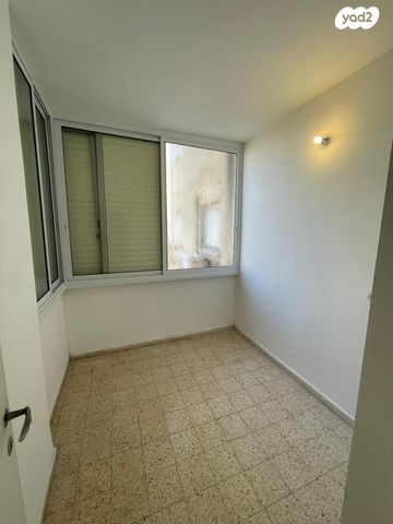 דירה, נהלל 18, נחלת יצחק, תל אביב יפו