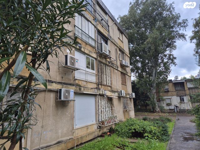 שדרות דגניה 15