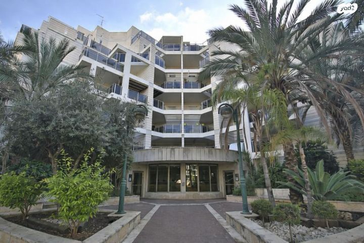 דירה, יקינטון 1, גבעת הרקפות, קרית ביאליק