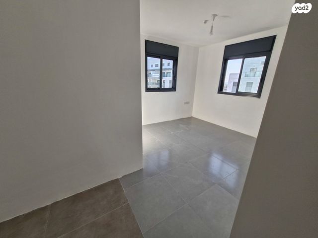 הרב מרדכי אליהו 22