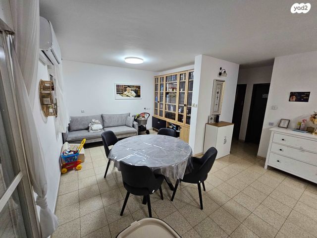 דירה, שביל הגן 4, נווה אלון, עכו