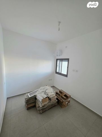 דירה, יעקב פיכמן 7, קרית אילון, חולון