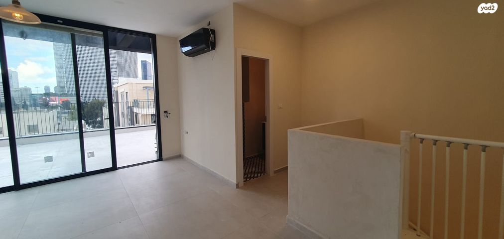 דופלקס, יוסף קארו 16, מונטיפיורי, הרכבת, תל אביב יפו