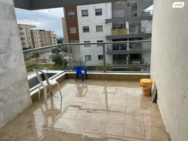 דירה, אלה 12, החורש, חריש