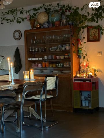 דו משפחתי, הבבלי 23, מתחם 19 - 20 (מתחם הפרחים), הוד השרון