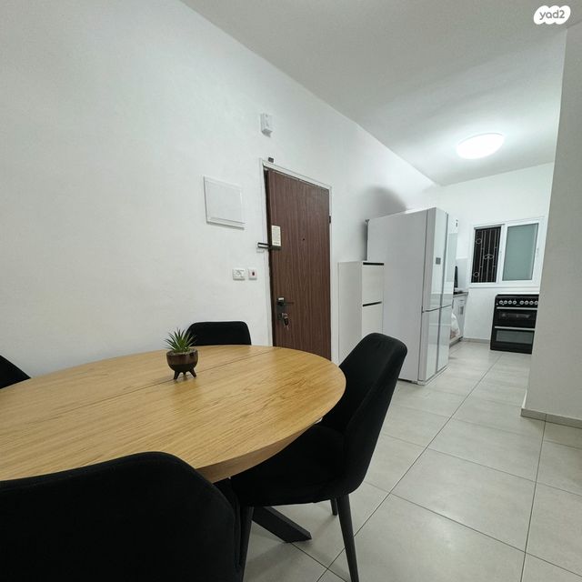 דירה, דניאל 33, לב העיר, בת ים