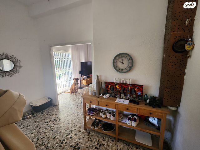 דירת גן, פינסקר 12, נווה שאנן, חיפה