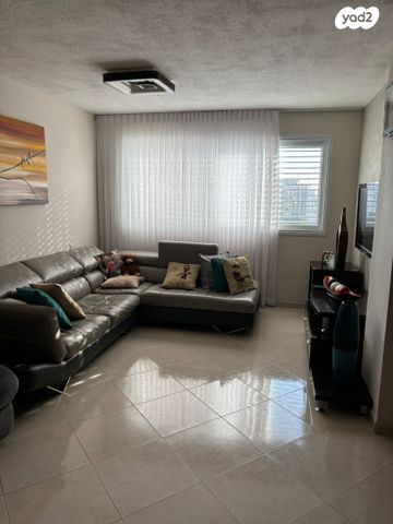 דירה, גיא אוני 10, רובע ט', אשדוד