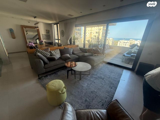 אבשלום חביב 3